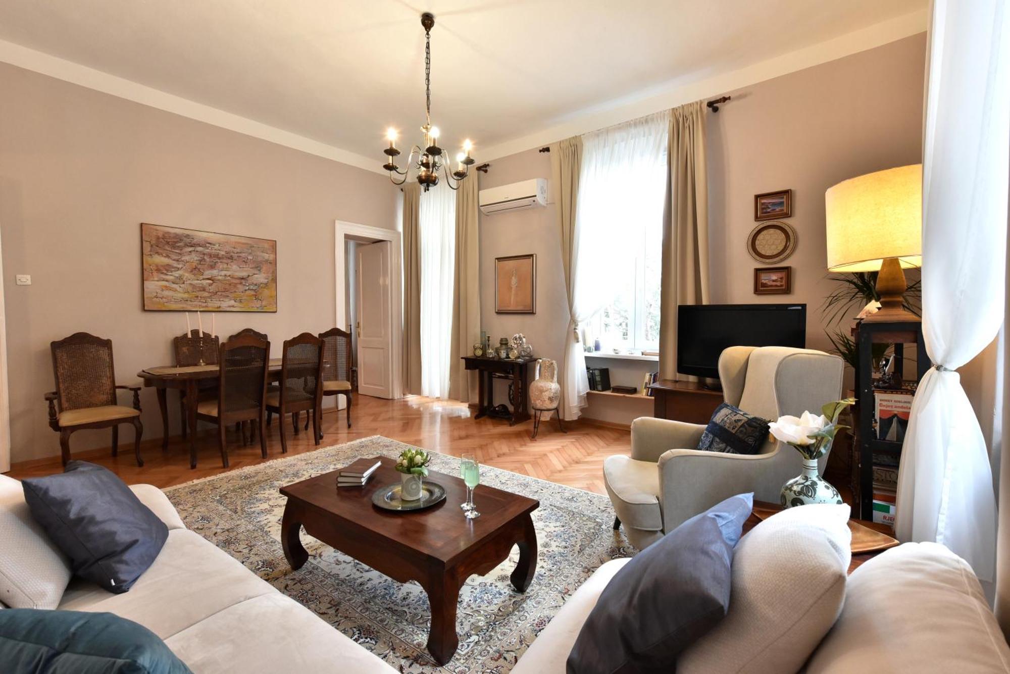Appartement Center - Directly On The Sea Zadar