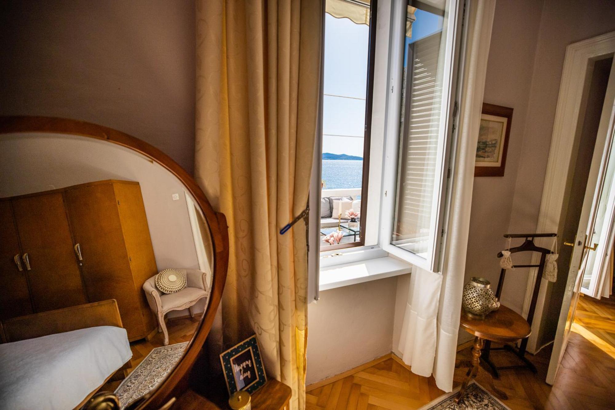 Apartman Center - Directly On The Sea